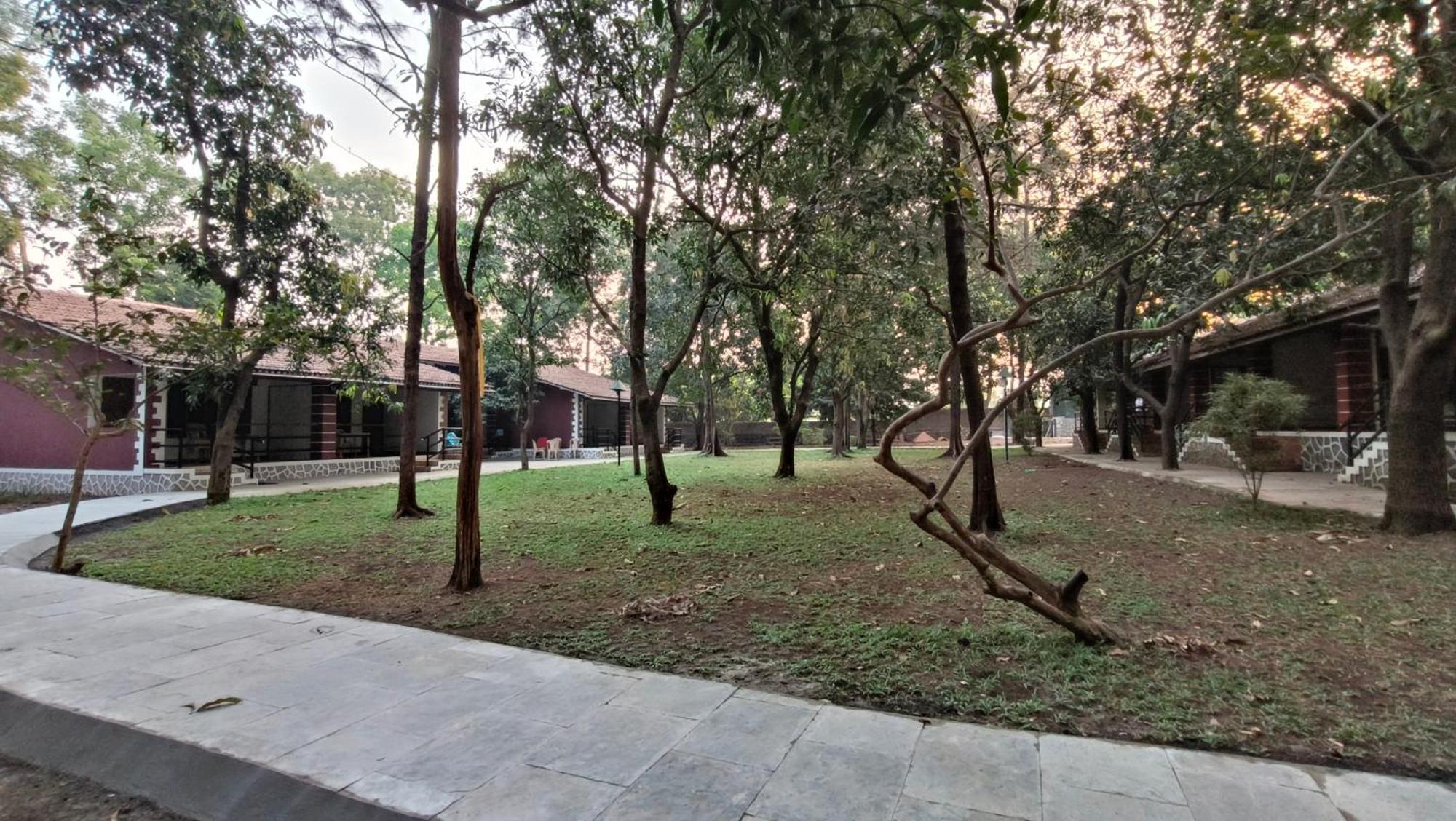 Pinewood Resort Karjat Exterior photo